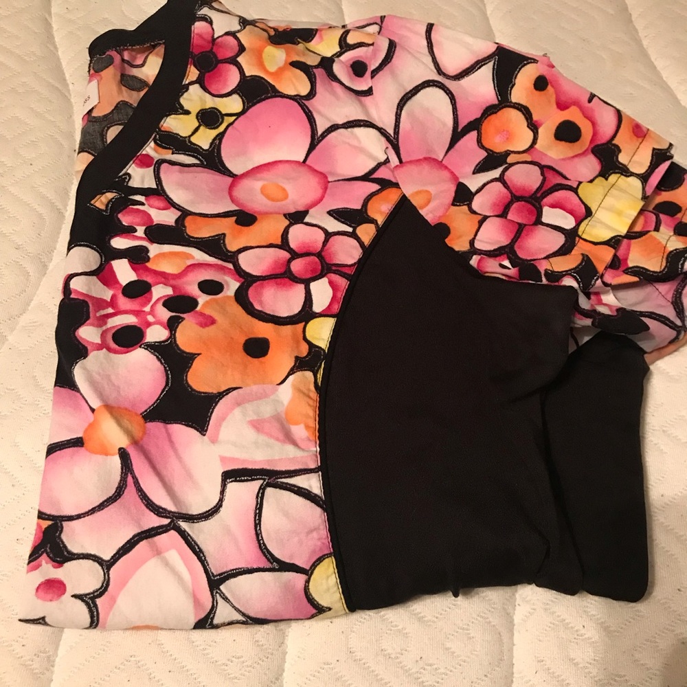 Woman’s scrub top